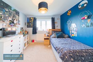 Bedroom- click for photo gallery